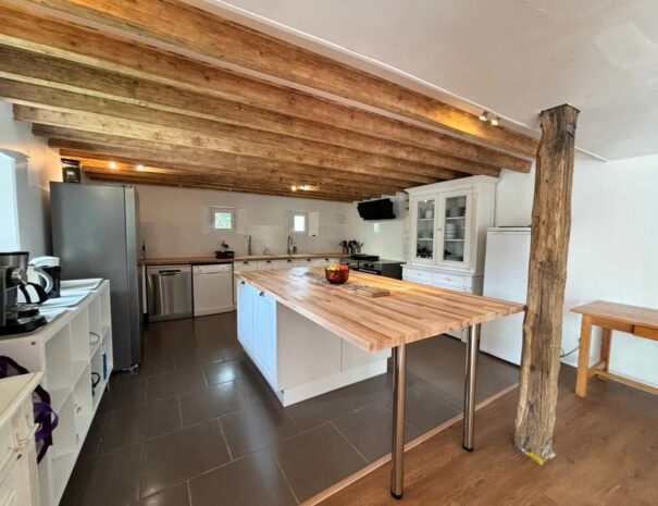 vue-cuisine-salle-ilot
